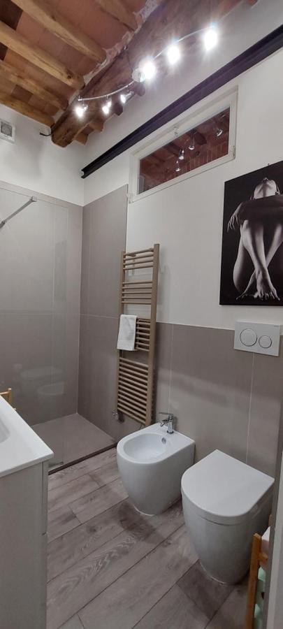 Claudia'S Home Pescia Exterior photo