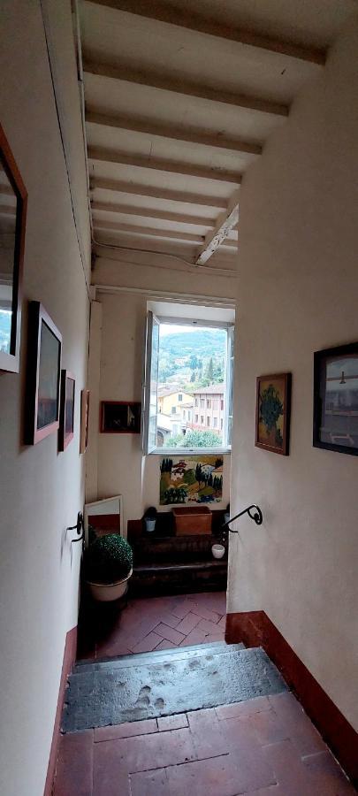 Claudia'S Home Pescia Exterior photo